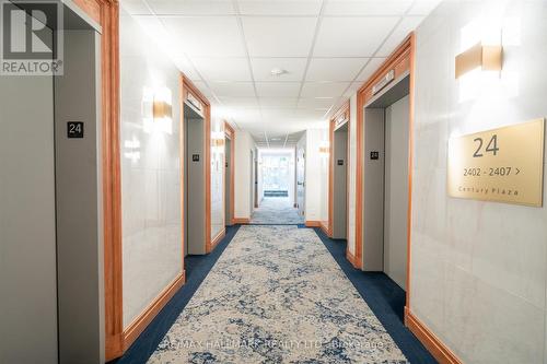 613 - 24 Wellesley Street W, Toronto, ON - Indoor Photo Showing Other Room