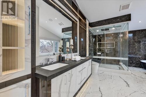 164 Norton Avenue, Toronto, ON - Indoor Photo Showing Bathroom