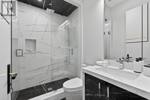 164 Norton Avenue, Toronto, ON - Indoor Photo Showing Bathroom