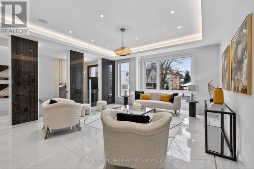 164 Norton Avenue, Toronto, ON - Indoor