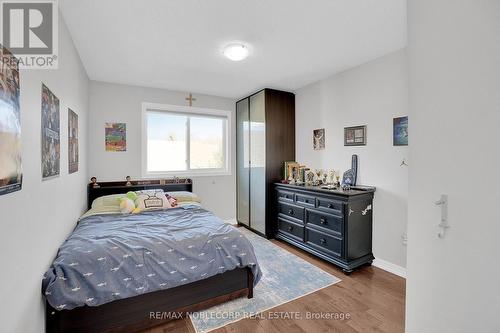 92 Water Garden Lane, Vaughan, ON - Indoor Photo Showing Bedroom