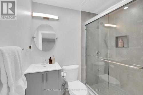92 Water Garden Lane, Vaughan, ON - Indoor Photo Showing Bathroom