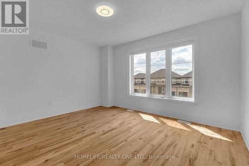 47 Autumn Drive, Wasaga Beach, ON - Indoor Photo Showing Other Room