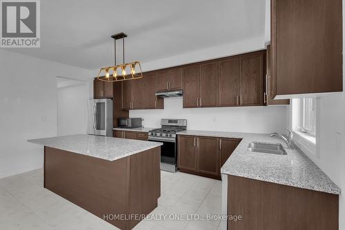 47 Autumn Drive, Wasaga Beach, ON - Indoor Photo Showing Kitchen