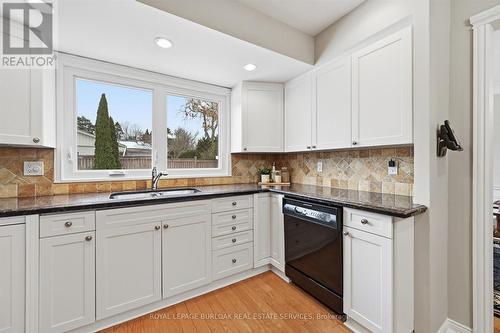 311 Glen Afton Drive, Burlington, ON - Indoor Photo Showing Kitchen With Double Sink