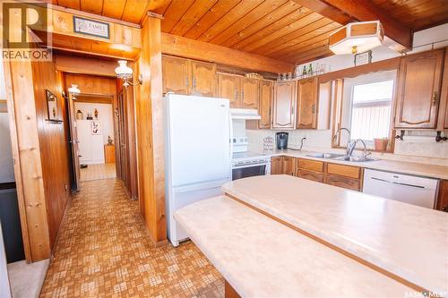 Mccoy Acreage, Dufferin Rm No. 190, SK - Indoor Photo Showing Kitchen With Double Sink