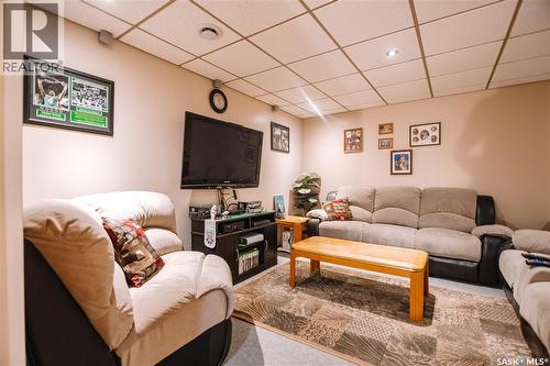 Mccoy Acreage, Dufferin Rm No. 190, SK - Indoor Photo Showing Living Room