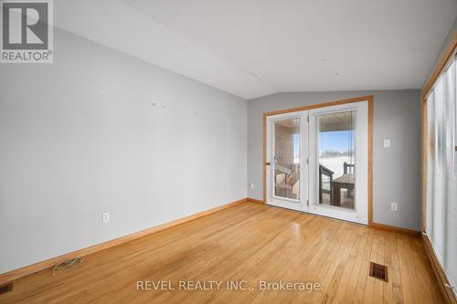 895203 Oxford 3, Blandford-Blenheim, ON - Indoor Photo Showing Other Room