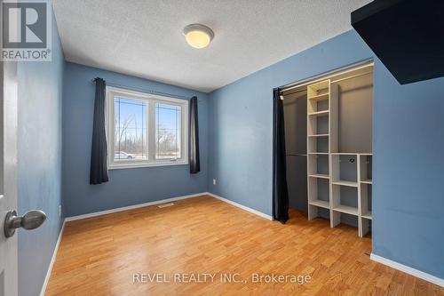 895203 Oxford 3, Blandford-Blenheim, ON - Indoor Photo Showing Other Room