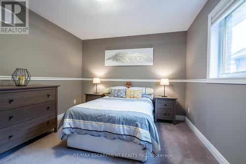 7 Volterra Court, Hamilton, ON - Indoor Photo Showing Bedroom