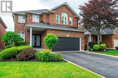 7 Volterra Court, Hamilton, ON - Outdoor With Facade
