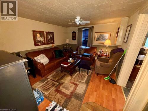 484 East Main Street, Welland, ON - Indoor