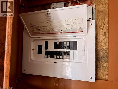 484 East Main Street, Welland, ON - Indoor Photo Showing Other Room