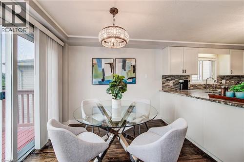 902 Atlantic Boulevard, Waterloo, ON - Indoor Photo Showing Dining Room