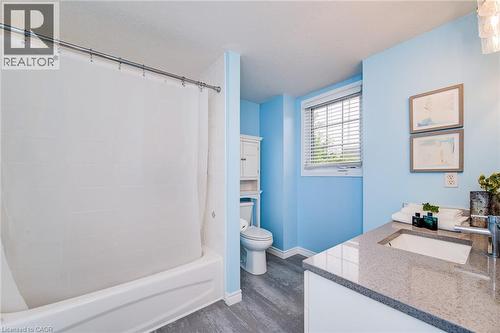 902 Atlantic Boulevard, Waterloo, ON - Indoor Photo Showing Bathroom
