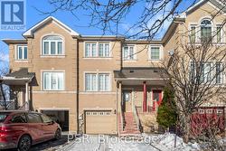 17 ANDRIKA COURT  Mississauga, ON L4Z 4E9