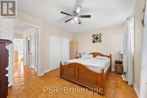 17 Andrika Court, Mississauga, ON - Indoor Photo Showing Bedroom
