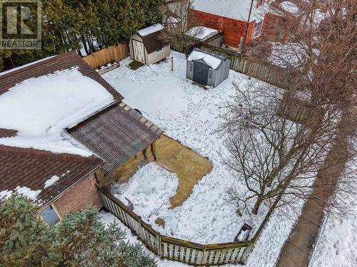 328 Burnett Avenue, Cambridge, ON - Outdoor