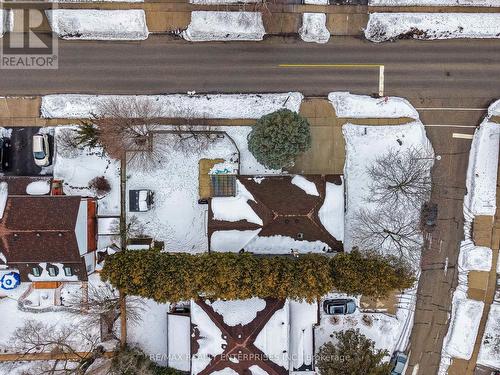 328 Burnett Avenue, Cambridge, ON - Outdoor