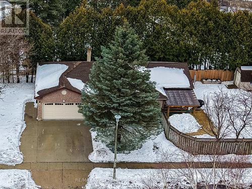 328 Burnett Avenue, Cambridge, ON - Outdoor