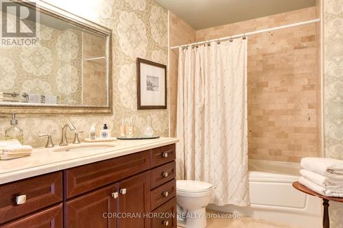 Uph4 - 170 Water Street N, Cambridge, ON - Indoor Photo Showing Bathroom