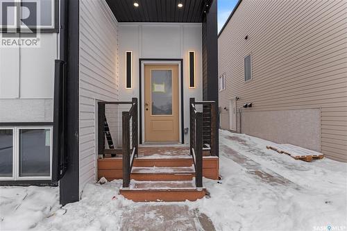 424 Empress Street, Saskatoon, SK - Outdoor With Exterior