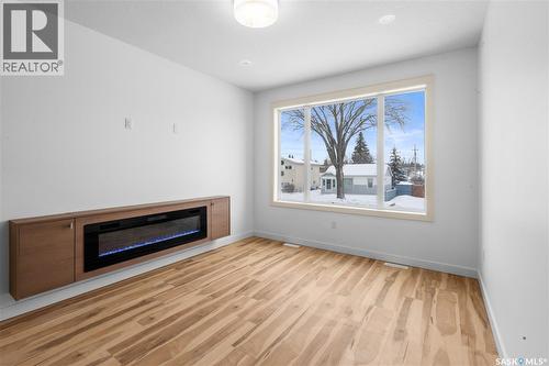 424 Empress Street, Saskatoon, SK - Indoor With Fireplace