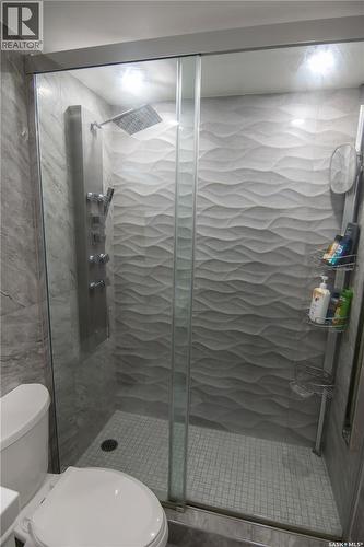 221 4045 Rae Street, Regina, SK - Indoor Photo Showing Bathroom