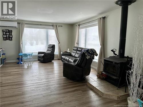 45 L'Anse Street, Eel River Crossing, NB - Indoor Photo Showing Living Room