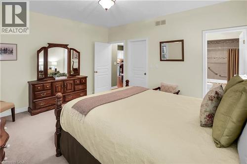 8 Muscat Drive Unit# 4, Grimsby, ON - Indoor Photo Showing Bedroom