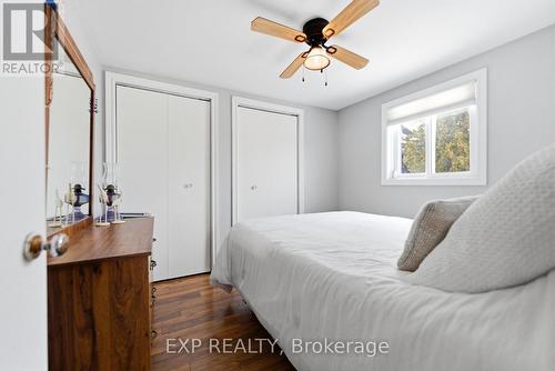 13 St Philip Street, Prince Edward County (South Marysburg Ward), ON - Indoor Photo Showing Bedroom