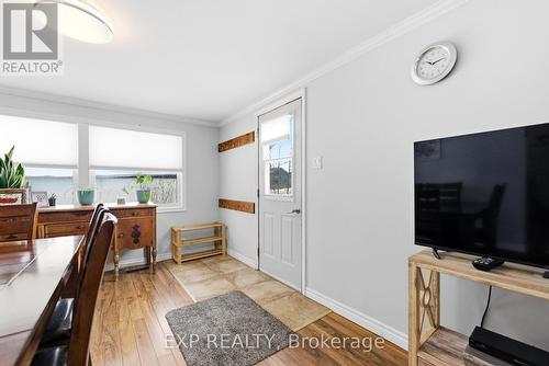 13 St Philip Street, Prince Edward County (South Marysburg Ward), ON - Indoor