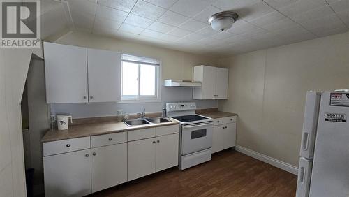 153 Church St, Sault Ste. Marie, ON - Indoor Photo Showing Kitchen With Double Sink