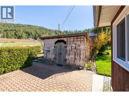 1843 Mclaren Street, Creston, BC - Outdoor