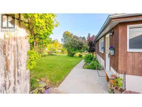 1843 Mclaren Street, Creston, BC - Outdoor