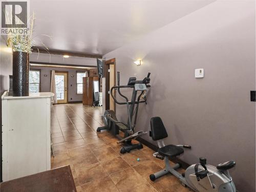 3850 Blythe-Rhone Road, Westbridge, BC - Indoor Photo Showing Gym Room