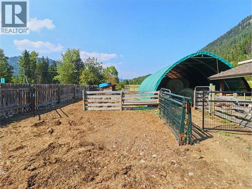 3850 Blythe-Rhone Road, Westbridge, BC - Outdoor