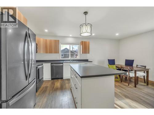 272 Burton Avenue, Princeton, BC - Indoor Photo Showing Kitchen
