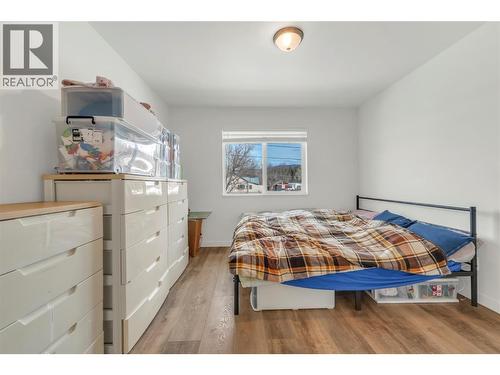 272 Burton Avenue, Princeton, BC - Indoor Photo Showing Bedroom