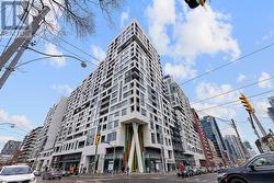 507 - 27 BATHURST STREET  Toronto, ON M5V 0R1