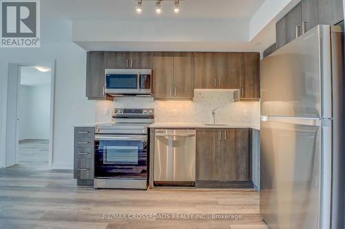 1111 - 1480 Bayly Street, Pickering, ON - Indoor Photo Showing Kitchen With Stainless Steel Kitchen