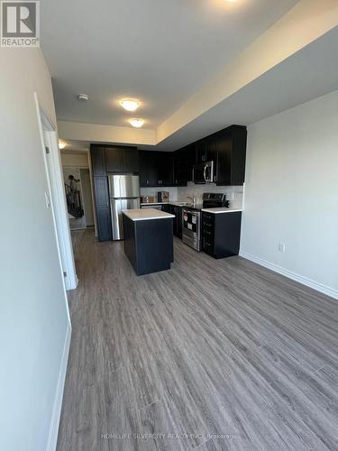 142 - 1081 Danforth Road, Toronto, ON - Indoor Photo Showing Kitchen