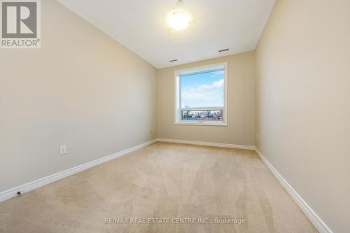 216 - 383 Main Street E, Milton, ON - Indoor Photo Showing Other Room