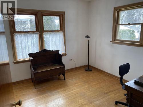 125 15Th Avenue, Prince George, BC - Indoor Photo Showing Office