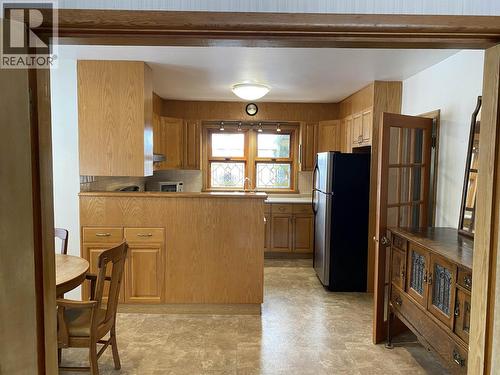 125 15Th Avenue, Prince George, BC - Indoor Photo Showing Kitchen