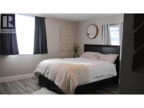 6313 Archie Meadow Road, Forest Grove, BC - Indoor Photo Showing Bedroom