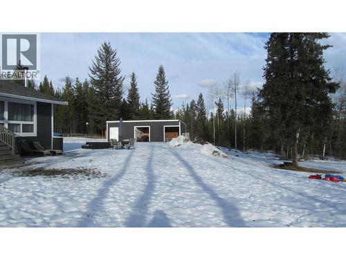 6313 Archie Meadow Road, Forest Grove, BC - Outdoor