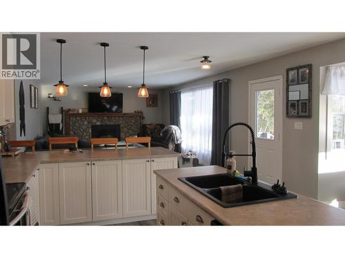 6313 Archie Meadow Road, Forest Grove, BC - Indoor Photo Showing Kitchen With Double Sink