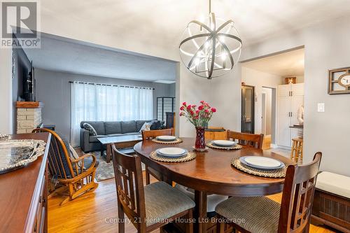 93 James Avenue, Tillsonburg, ON - Indoor Photo Showing Dining Room