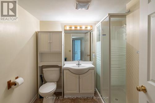 93 James Avenue, Tillsonburg, ON - Indoor Photo Showing Bathroom